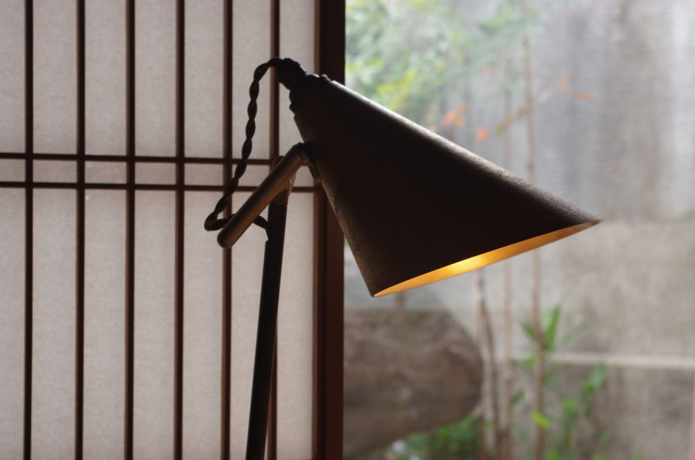 futagami-desk-lamp-7