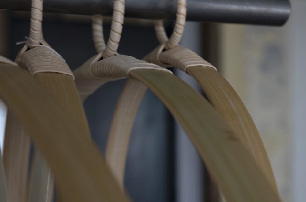 F:style bamboo hanger-16