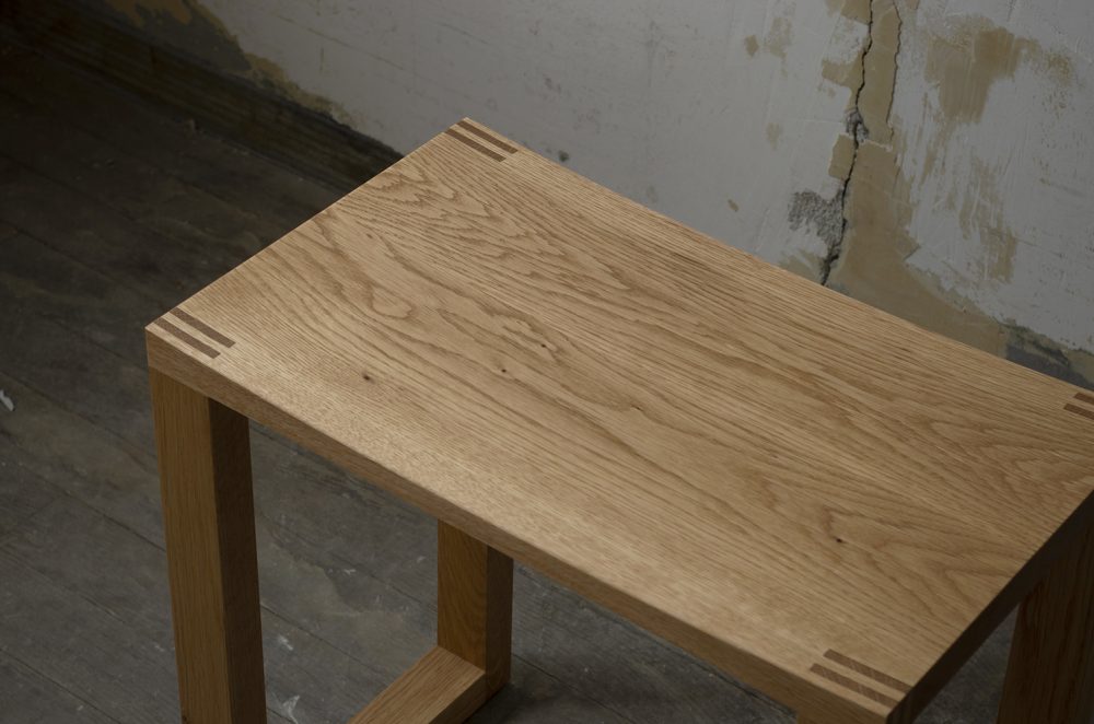 solid stool oak-10
