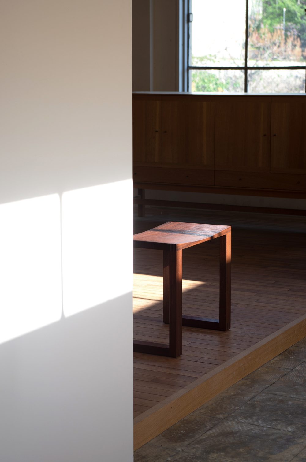 solid stool BlkWN -10