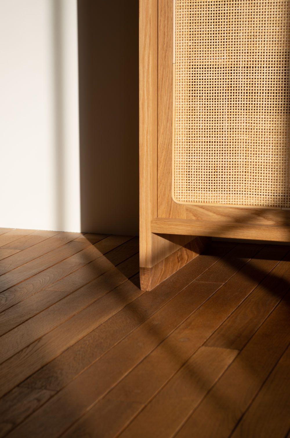 2012 bespoke cabinet -14